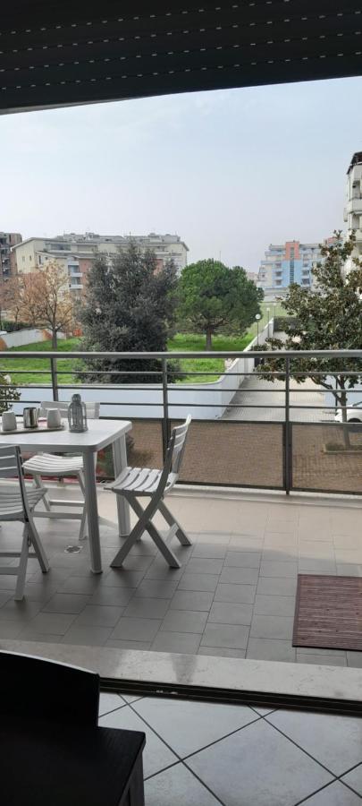 I Meridiani Montesilvano Bagian luar foto