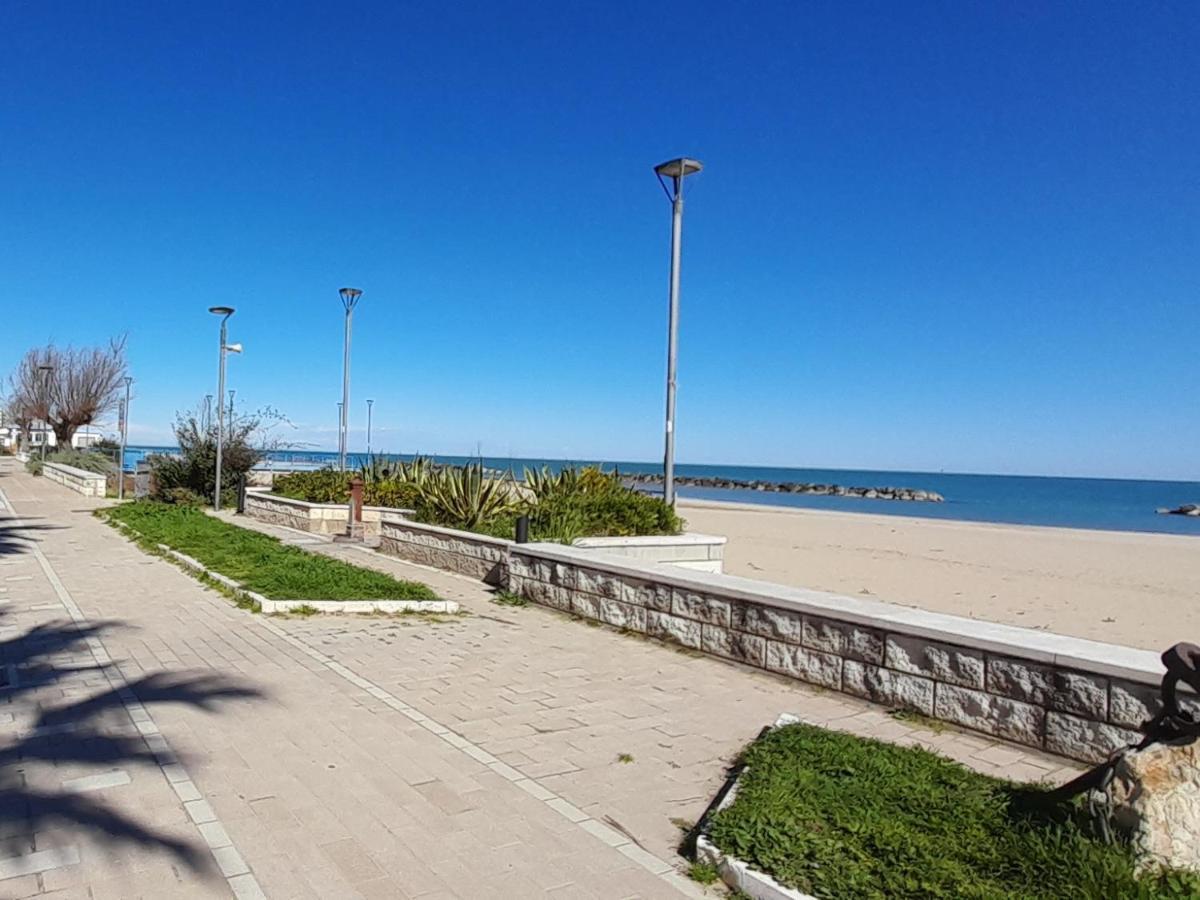I Meridiani Montesilvano Bagian luar foto